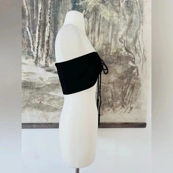 Anthropologie Farm Rio Bandeau Front Cut Out Crop Top in Black Size Small NWOT - Picture 6 of 11